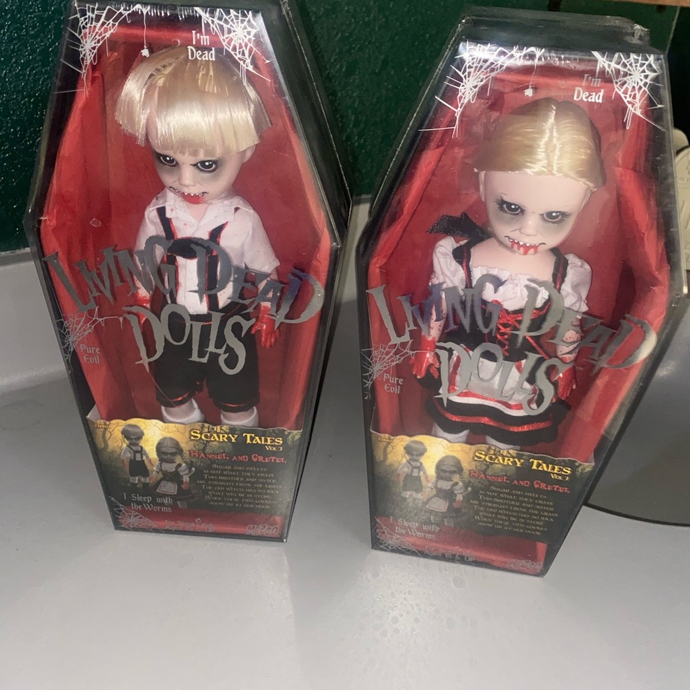 Living Dead Dolls Hansel and Gretel